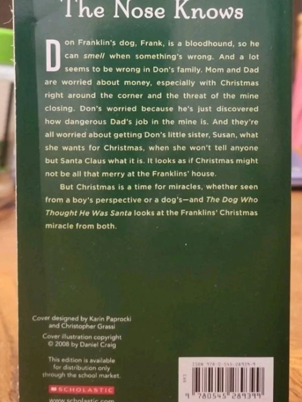 The Dog Who Thought He Was Santa - Mass Market Paperback By Wallace, Bill - GOOD